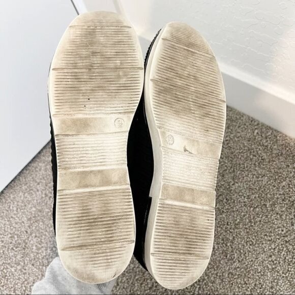 J/Slides Great Knit Lightweight Sneakers - Picture 6 of 8